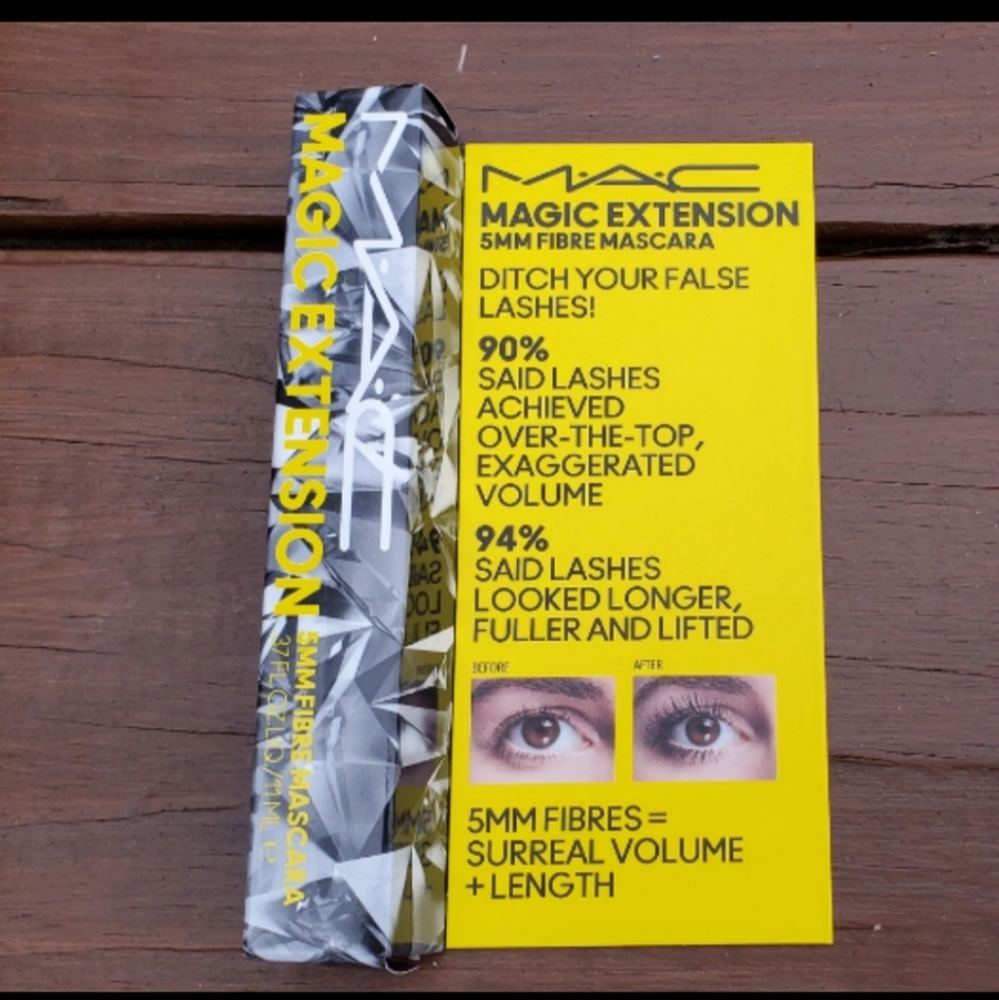 M.A.C Magic Extension Mascara